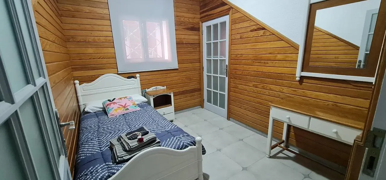 CASA AMPLIA AGRADABLE CÓMODA y MUY CÉNTRICA San Isidro
