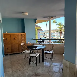 https://apartamento-puerto-sotogrande-marina.es-andalucia.com